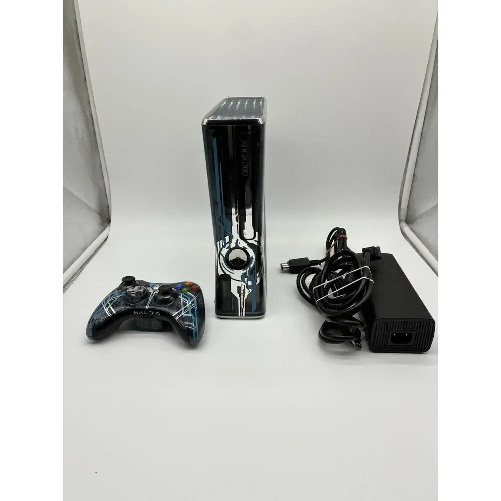 Xbox 360 Halo 4 Limited Edition Console Bundle 320GB Tested Working BOX HAS WEAR